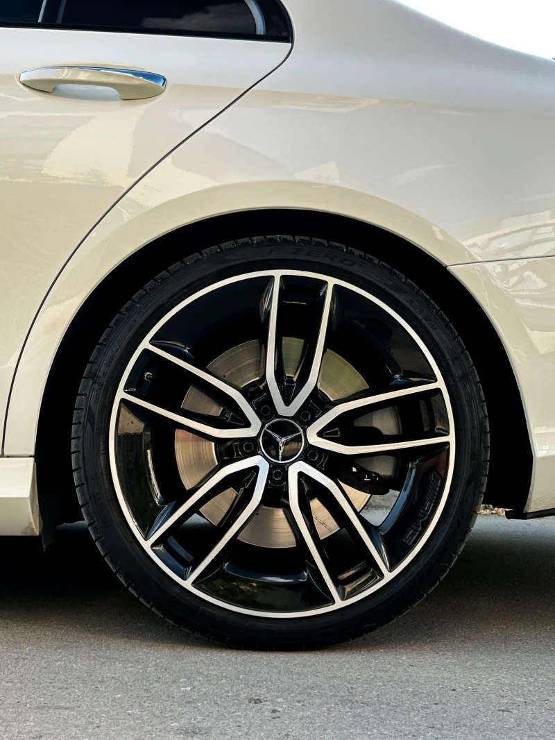 Mercedes-Benz E 53 AMG * Възможност за лизинг * , снимка 9 - Автомобили и джипове - 51301500