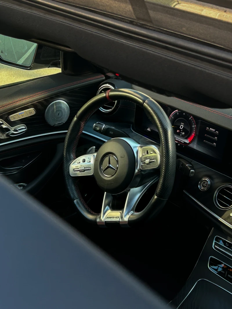 Mercedes-Benz E 53 AMG * Възможност за лизинг * , снимка 10 - Автомобили и джипове - 51301500