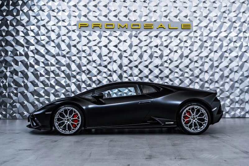 Lamborghini Huracan EVO RWD * Matt Black, снимка 3 - Автомобили и джипове - 52629564
