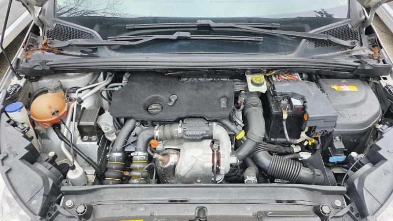 Citroen C4 1.6eHDI, снимка 15 - Автомобили и джипове - 52712274