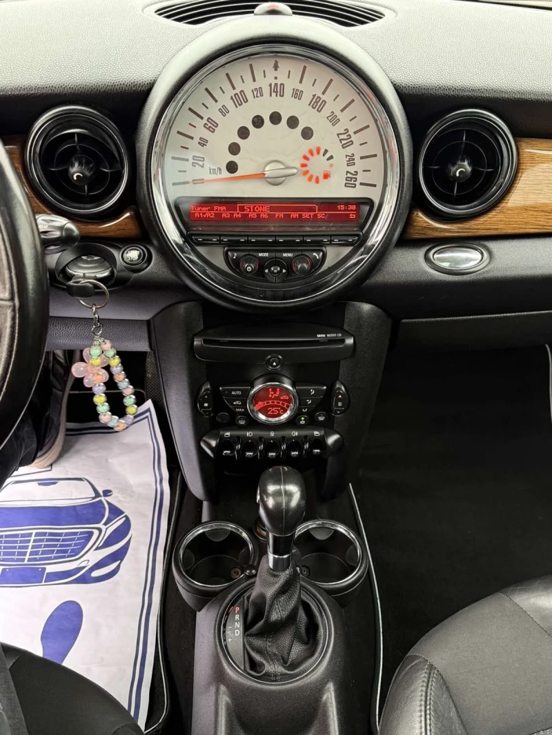 Mini Clubman Automat, Xenone, Panorama, снимка 14 - Автомобили и джипове - 52777445