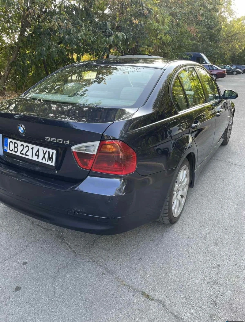 BMW 320 Diesel2007 avto, снимка 5 - Автомобили и джипове - 53004213