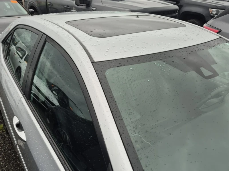 Toyota Corolla * XSE * CARFAX * ЦЕНА ДО БГ, снимка 5 - Автомобили и джипове - 53046980