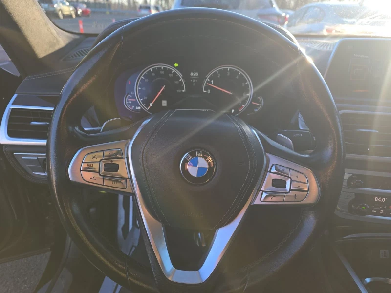 BMW 750 i xDrive M SPORT LINE, снимка 10 - Автомобили и джипове - 53153113