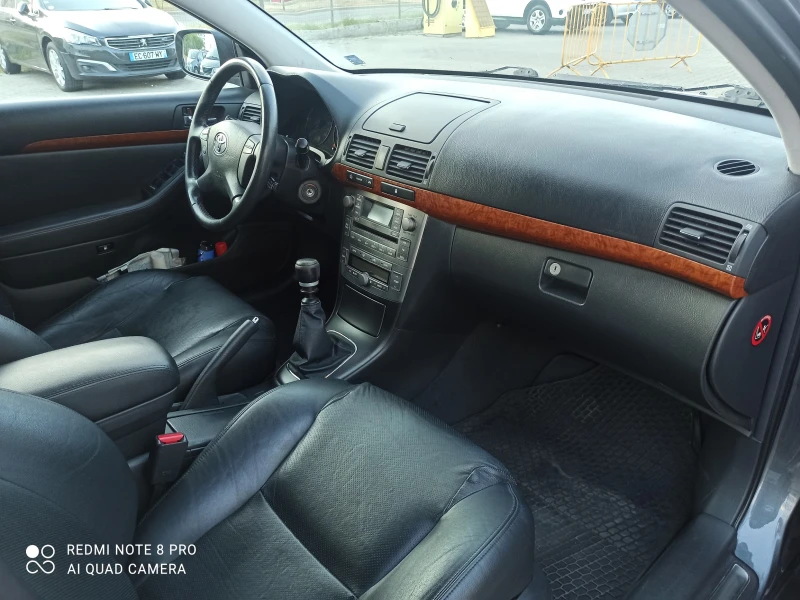 Toyota Avensis D4D, снимка 9 - Автомобили и джипове - 53219717