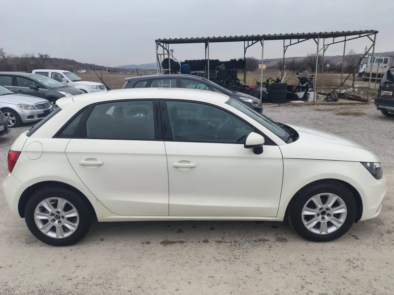 Audi A1, снимка 6 - Автомобили и джипове - 53221644