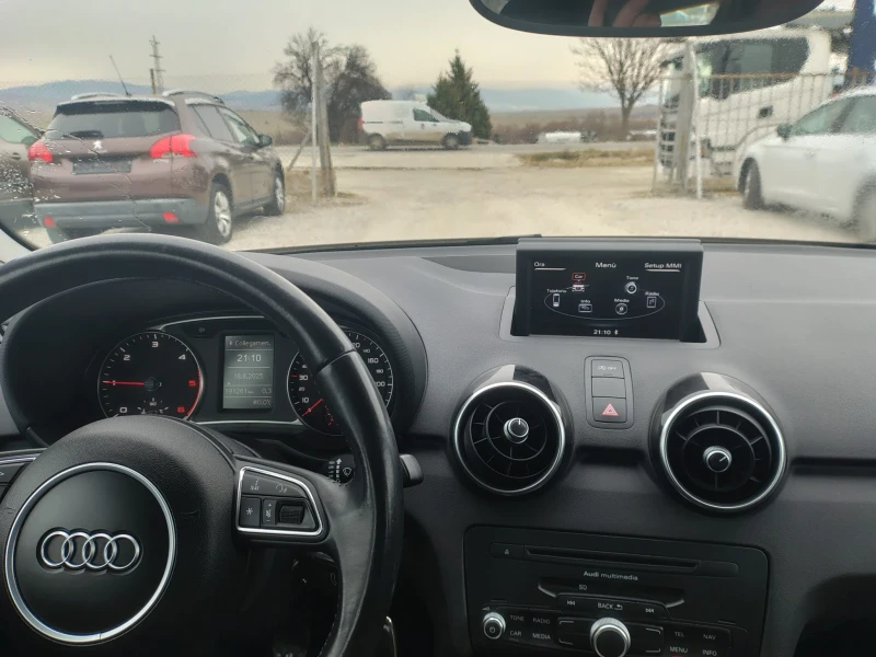 Audi A1, снимка 16 - Автомобили и джипове - 53221644
