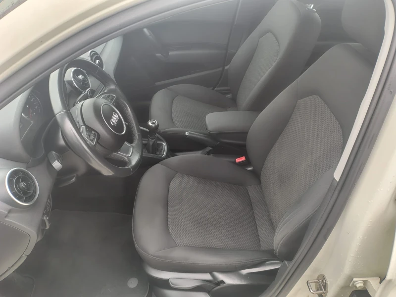 Audi A1, снимка 7 - Автомобили и джипове - 53221644