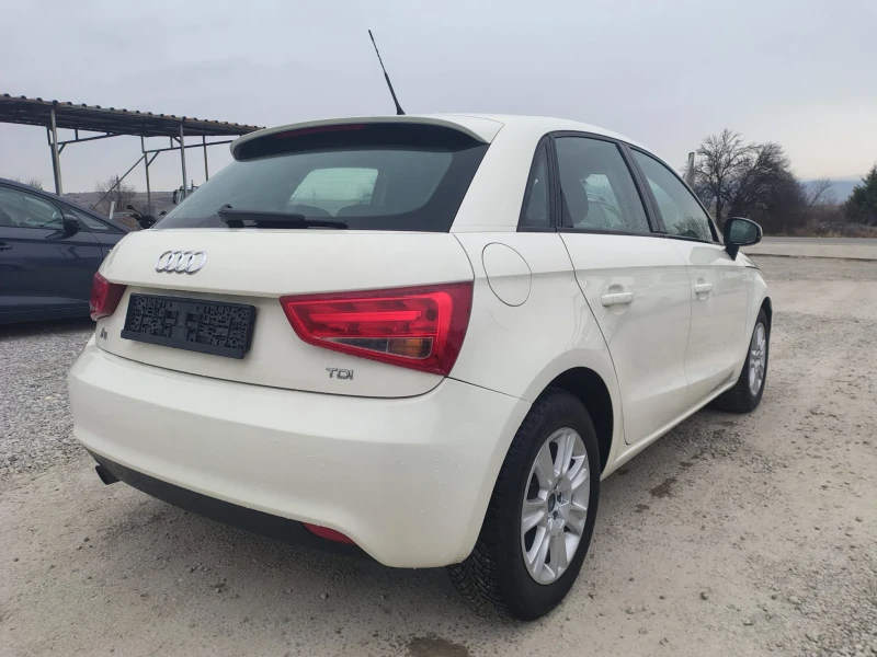 Audi A1, снимка 5 - Автомобили и джипове - 53221644
