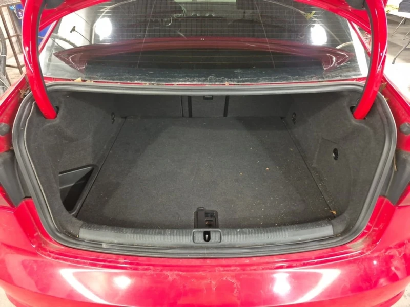 Audi A3 2016 * 2.0T PREMIUM * CARFAX * ОТ ПРЕДСТАВИТЕЛСТВО, снимка 14 - Автомобили и джипове - 53292990