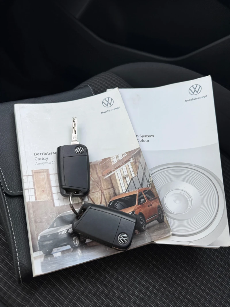 VW Caddy 2.0 , снимка 15 - Автомобили и джипове - 53475218