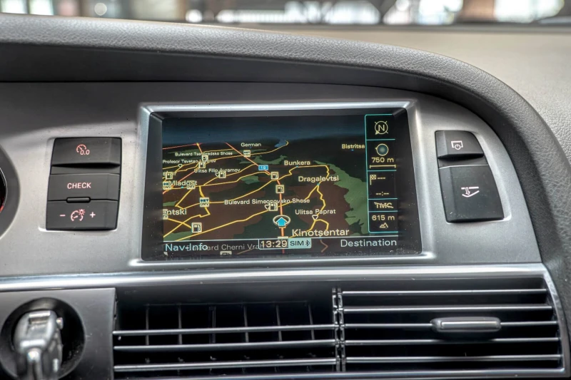 Audi A6 3.0TDI/Sline/Подгрев/FullLed/290Hp/Даунпайп, снимка 13 - Автомобили и джипове - 53564853