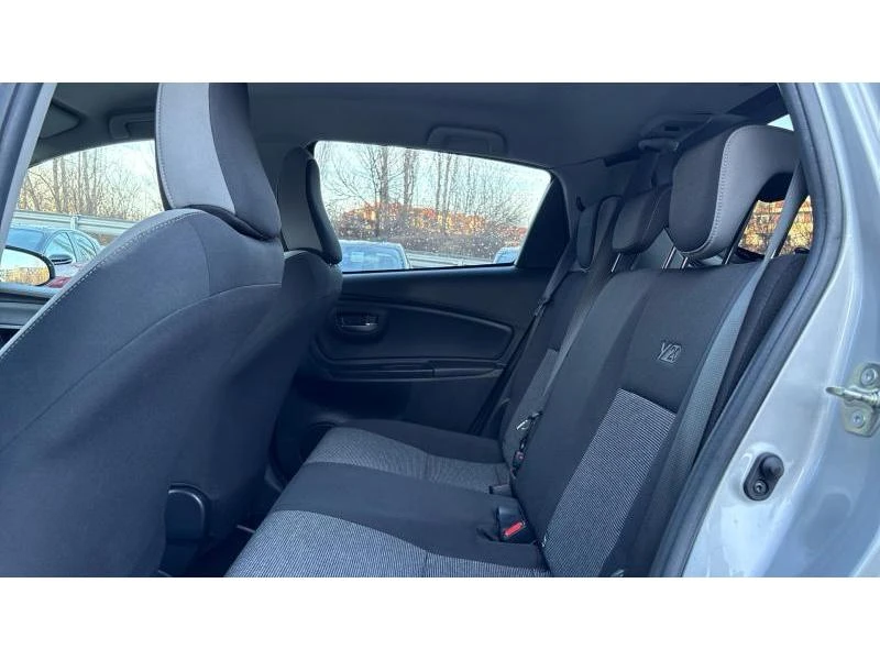 Toyota Yaris 1.5P CVT LUNA, снимка 11 - Автомобили и джипове - 53118759
