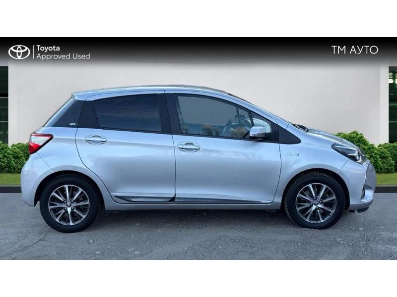 Toyota Yaris 1.5P CVT LUNA, снимка 17 - Автомобили и джипове - 53118759