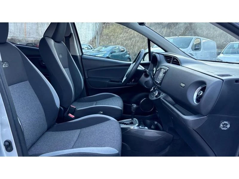 Toyota Yaris 1.5P CVT LUNA, снимка 6 - Автомобили и джипове - 53118759