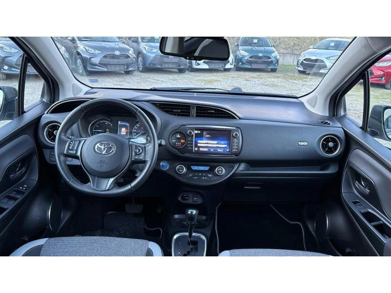 Toyota Yaris 1.5P CVT LUNA, снимка 8 - Автомобили и джипове - 53118759