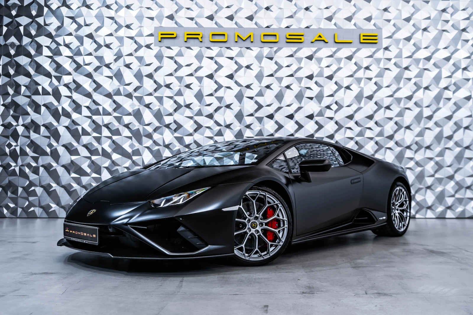 Lamborghini Huracan EVO RWD * Matt Black, снимка 1