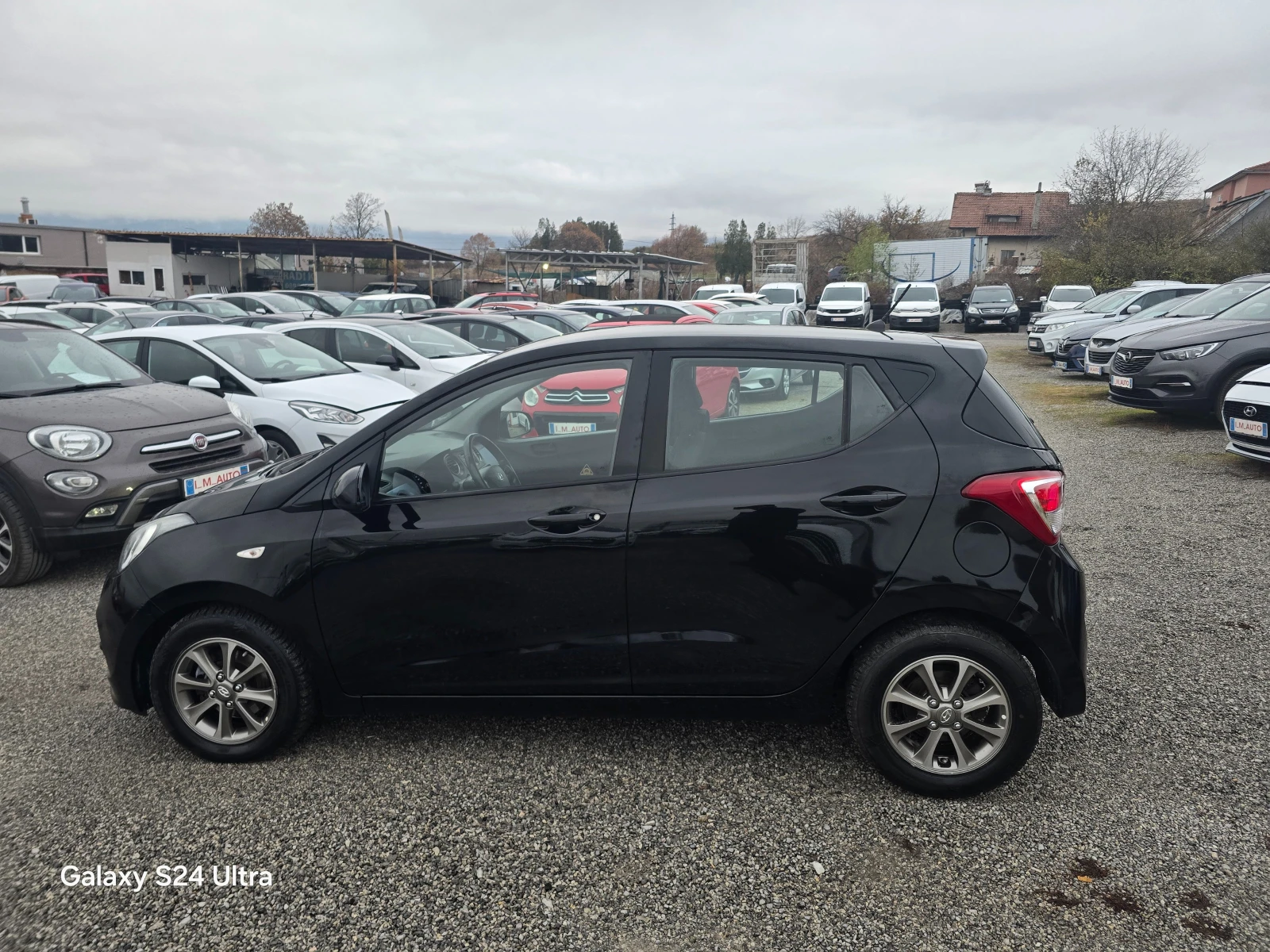 Hyundai I10 1.0i-67k.c-EURO-5 - изображение 8