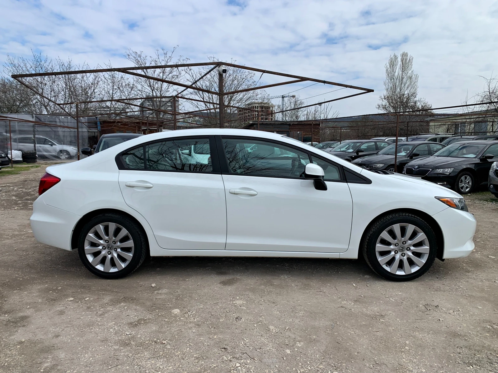 Honda Civic 1.8i АВТОМАТИК  - изображение 5