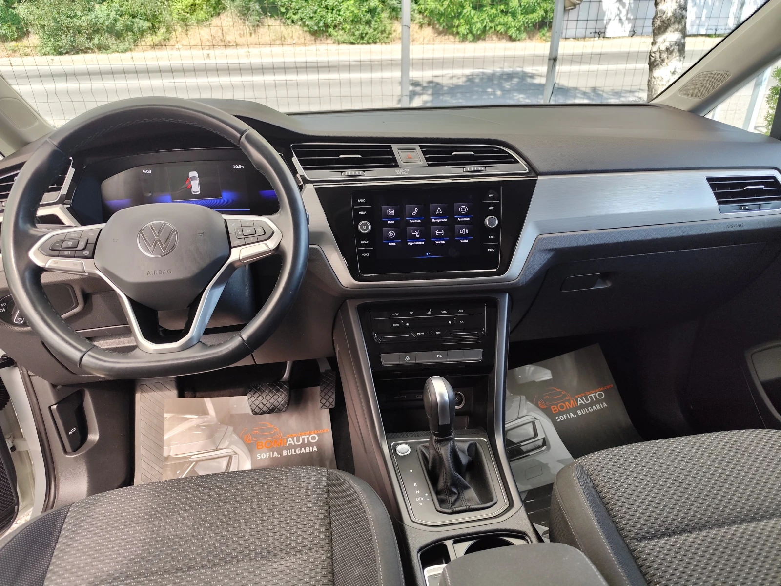 VW Touran 2.0TDI* АВТОМАТИК* 7 МЕСТА* EURO 6D*  - изображение 10