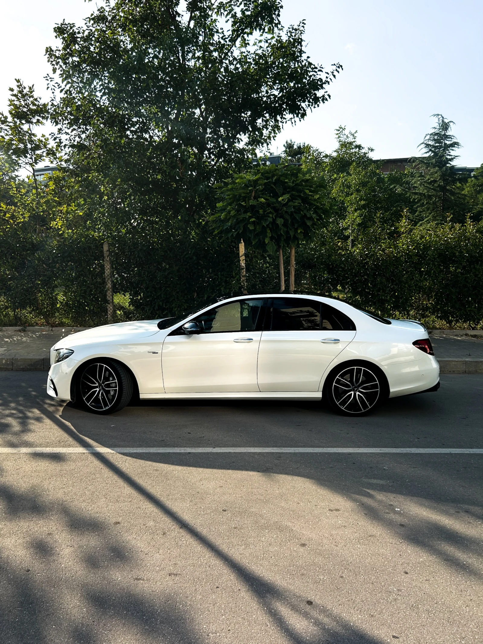 Mercedes-Benz E 53 AMG  - изображение 3