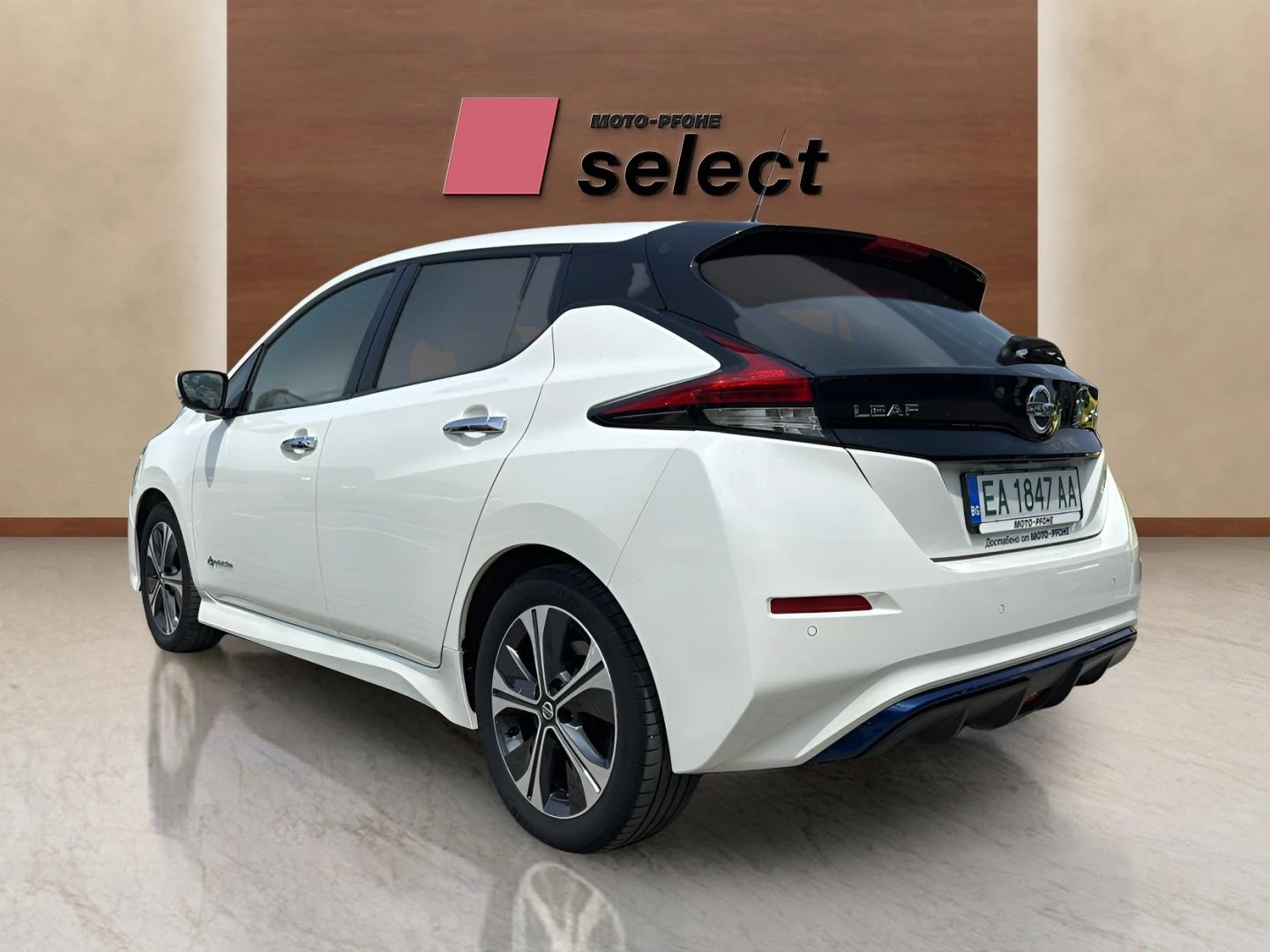 Nissan Leaf  40 KWh - изображение 6