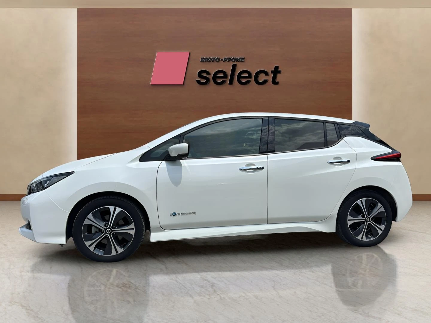 Nissan Leaf  40 KWh - изображение 4