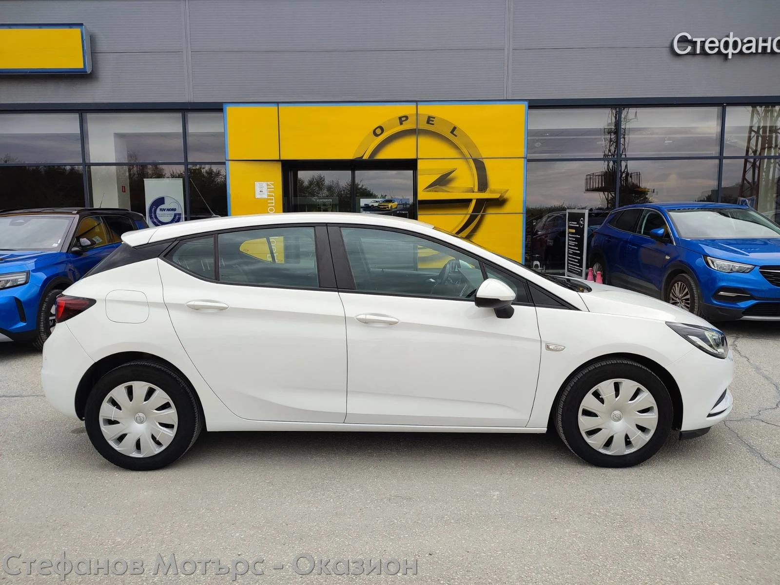Opel Astra K Enjoy 1.6CDTI (110HP) MT6 - изображение 5