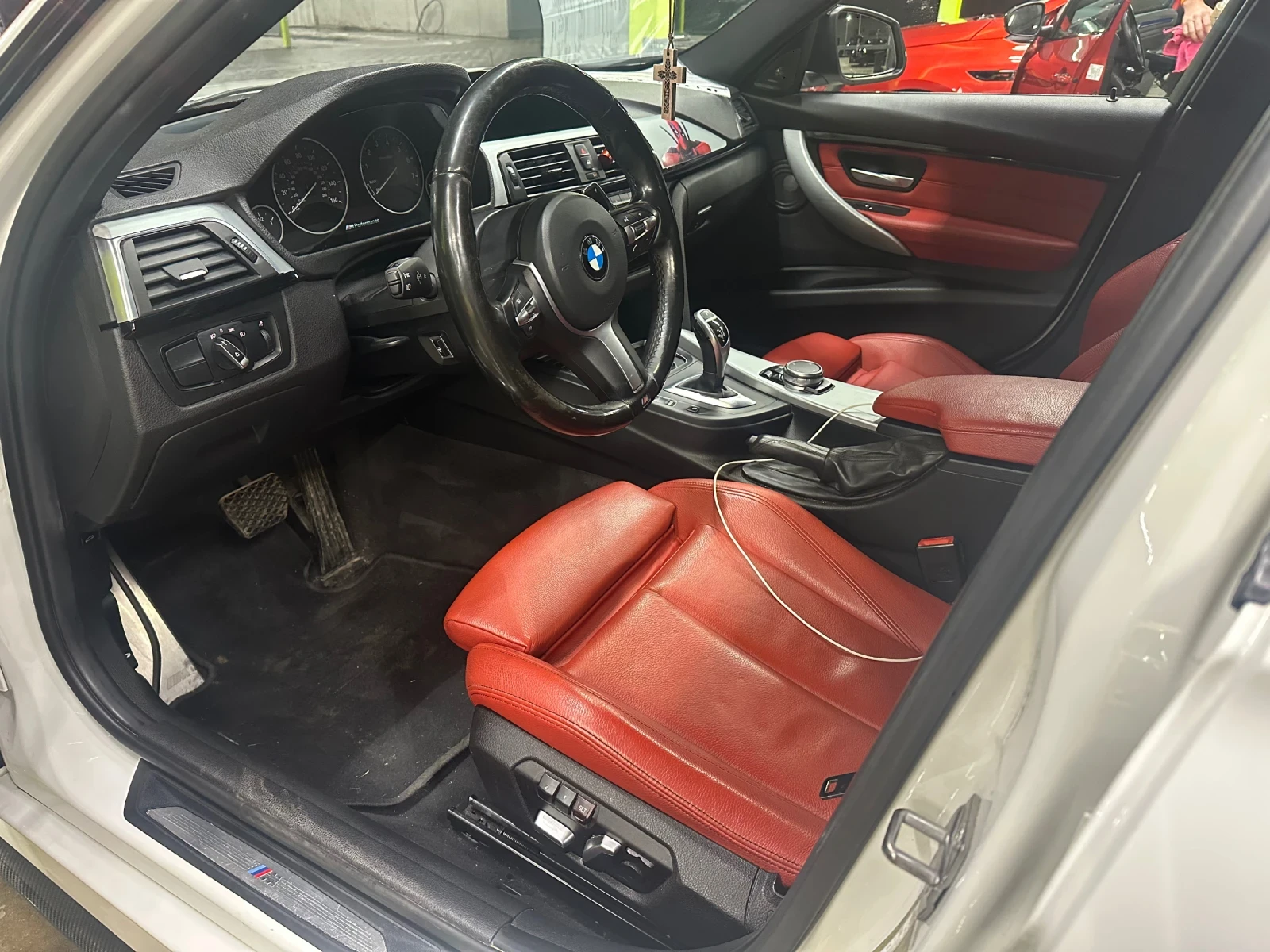 BMW 340 XI  - изображение 8