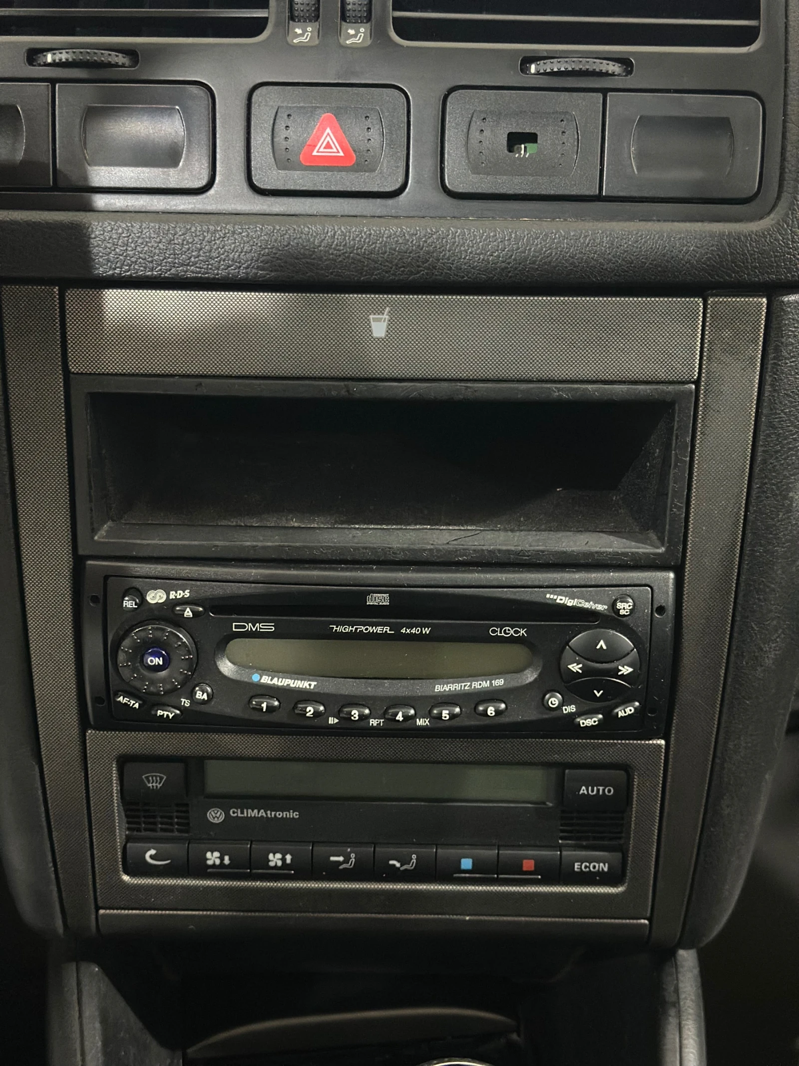 VW Bora 1.9TDI 90hp | Mobile.bg   10