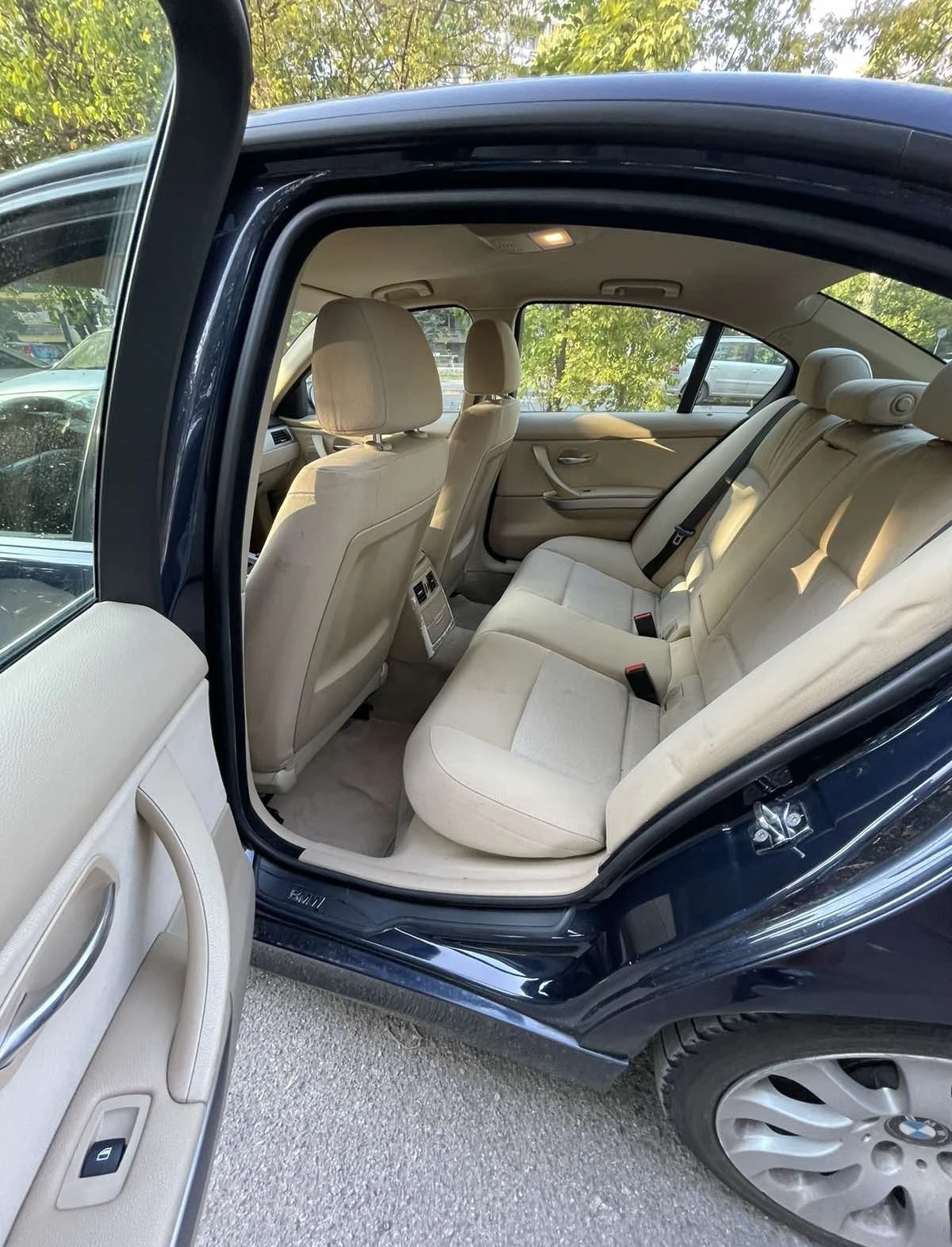 BMW 320 Diesel2007 avto - изображение 4