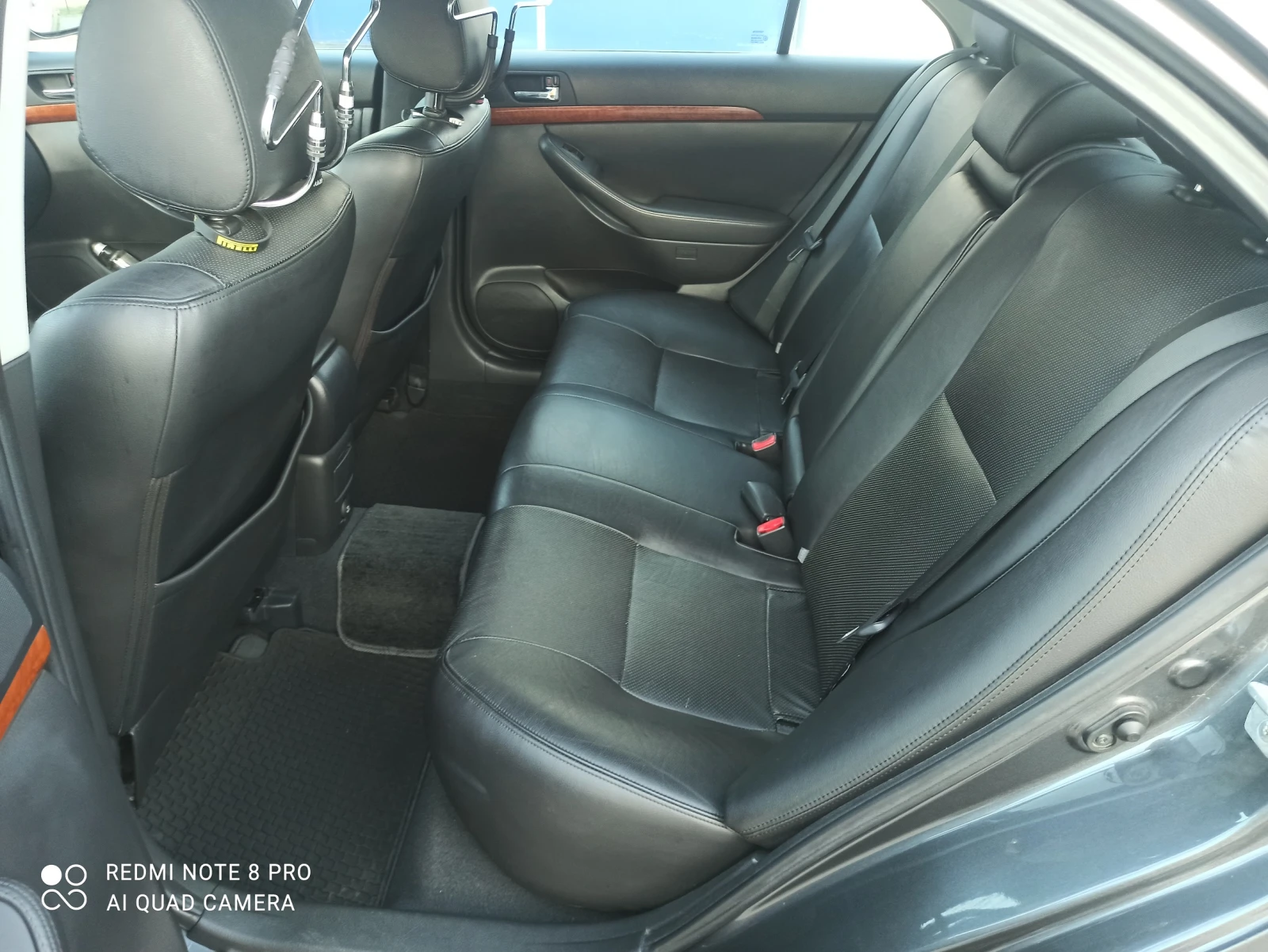 Toyota Avensis D4D - изображение 8