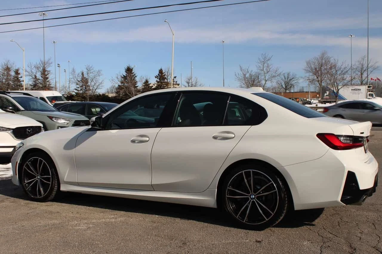 BMW 330 xDrive  M SPORT CARFAX, снимка 3 - Автомобили и джипове - 54455248