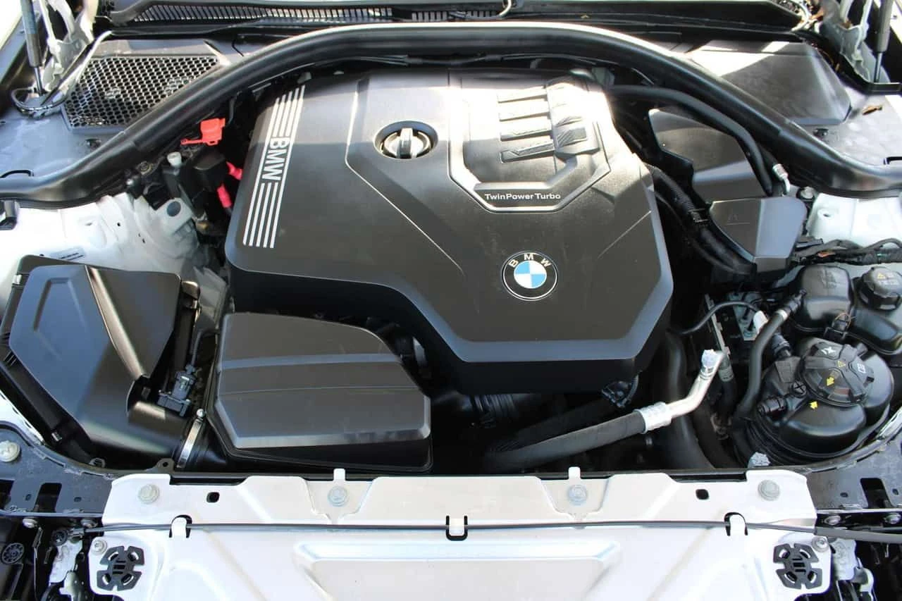 BMW 330 xDrive  M SPORT CARFAX, снимка 16 - Автомобили и джипове - 54455248