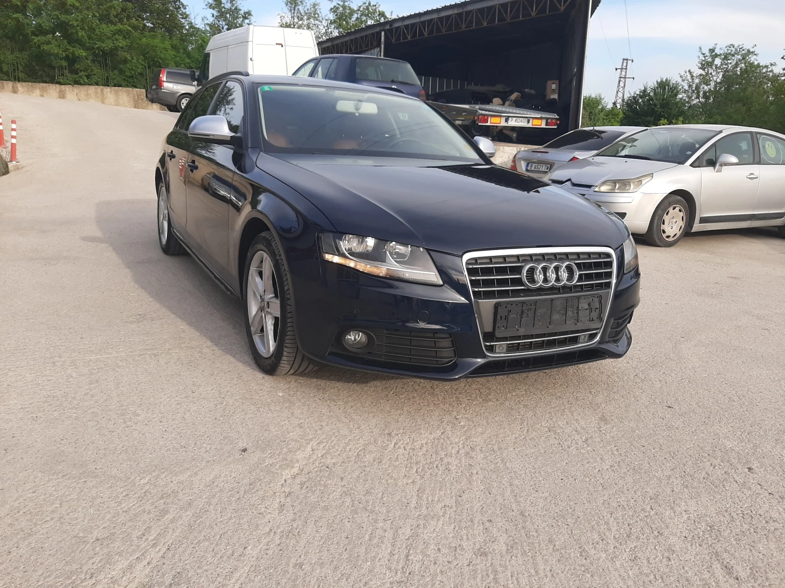 Audi A4 2.0TDI AUTOMATIC КОЖА, снимка 3 - Автомобили и джипове - 54947881