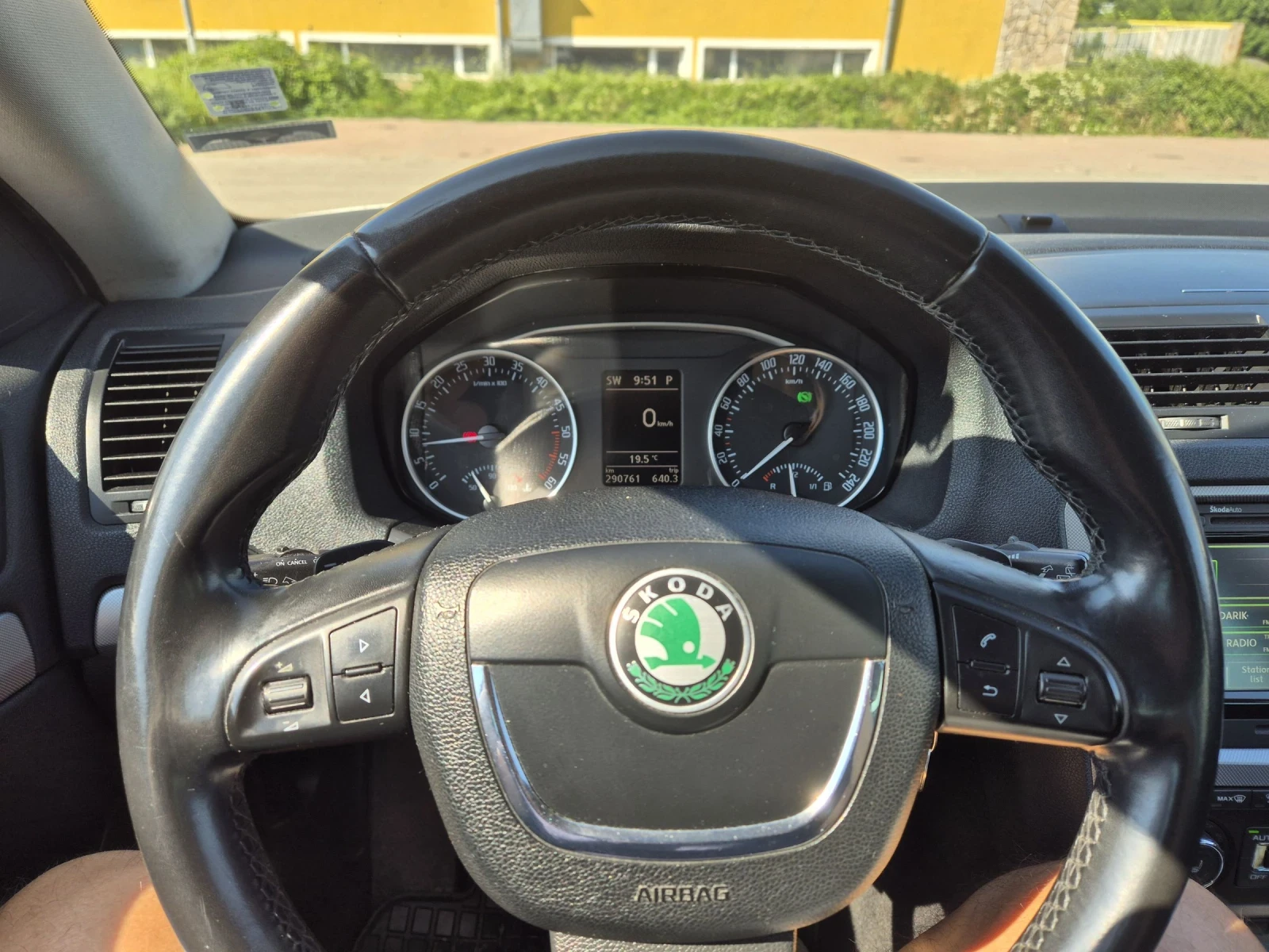 Skoda Octavia, снимка 13 - Автомобили и джипове - 55091648