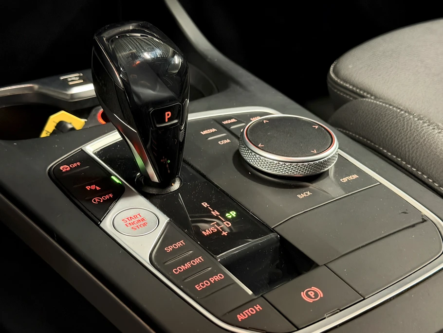 BMW 118 D, снимка 11 - Автомобили и джипове - 55230286