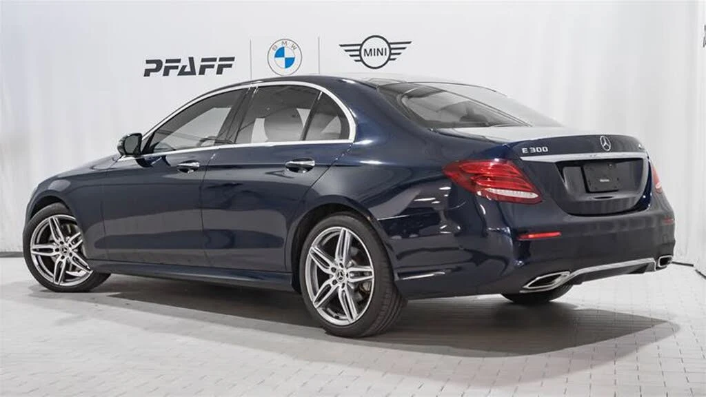 Mercedes-Benz E 300 4MATIC/AMG LINE/PANORAMA/360CAM/BURMESTER, снимка 3 - Автомобили и джипове - 55262551