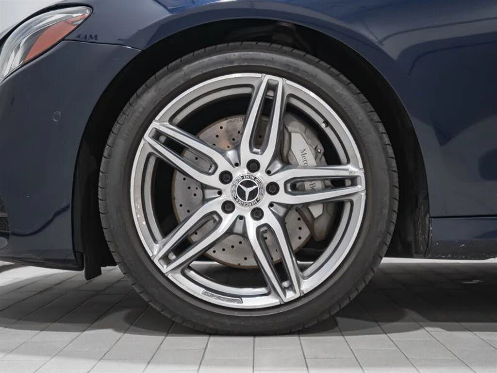 Mercedes-Benz E 300 4MATIC/AMG LINE/PANORAMA/360CAM/BURMESTER, снимка 5 - Автомобили и джипове - 55262551