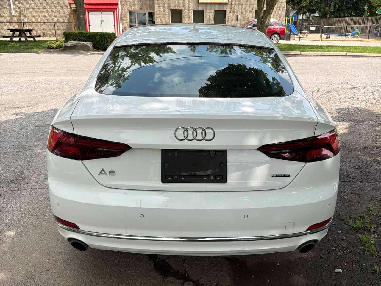 Audi A5 QUATTRO * ПАНОРАМА* КЛИП НА КОЛАТА* , снимка 5 - Автомобили и джипове - 55687676