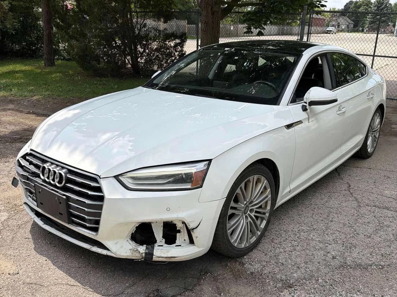 Audi A5 QUATTRO * ПАНОРАМА* КЛИП НА КОЛАТА* 