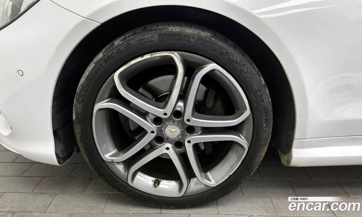 Mercedes-Benz E 350 Coupe, снимка 5 - Автомобили и джипове - 55794793