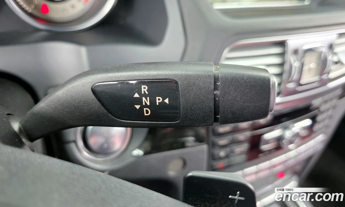Mercedes-Benz E 350 Coupe, снимка 9 - Автомобили и джипове - 55794793