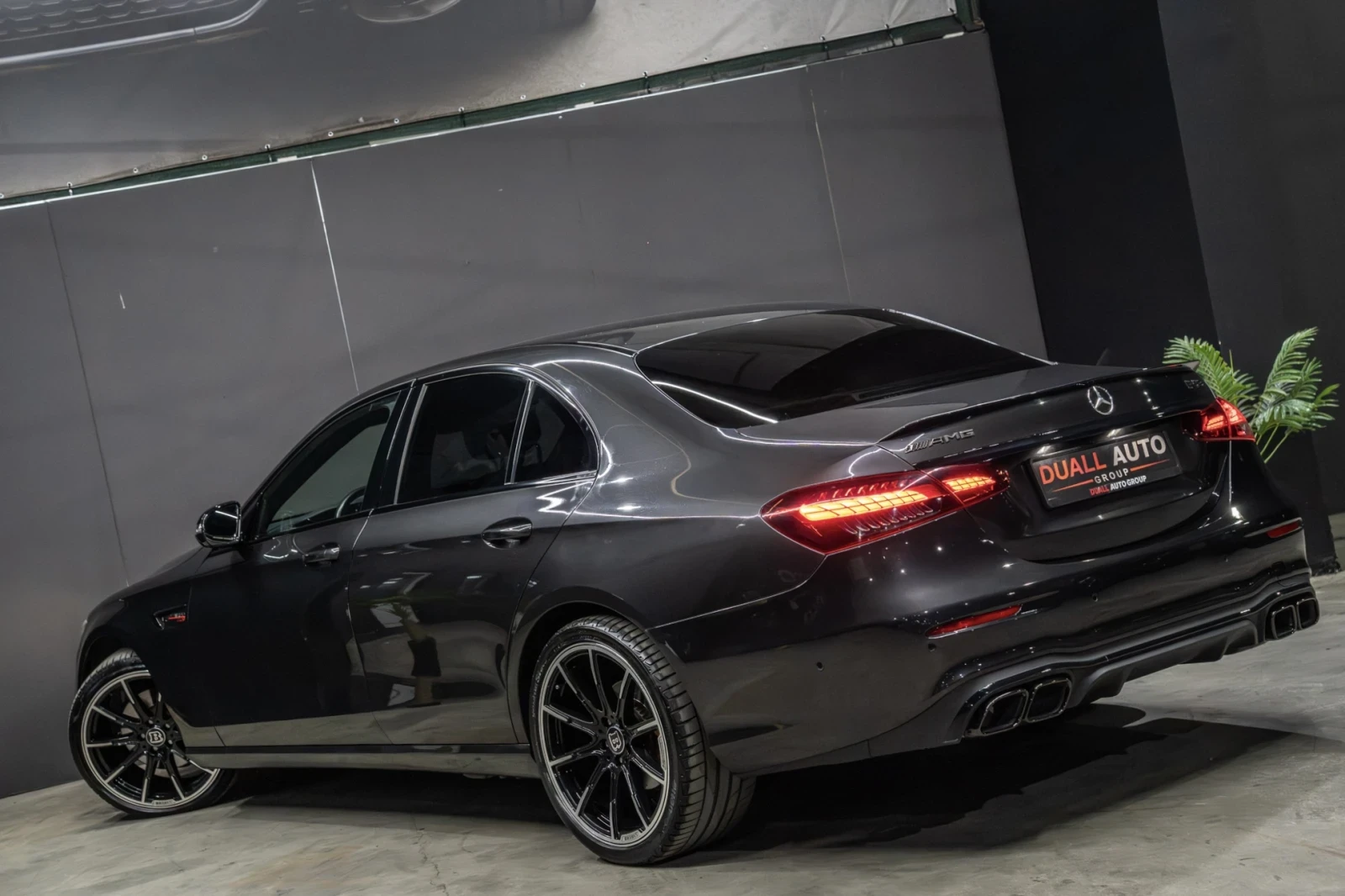 Mercedes-Benz E 220 E63AMG OPTIK // 2022/ FACELIFT/9G/119000km/WIDESCR | Mobile.bg � ����������� 5