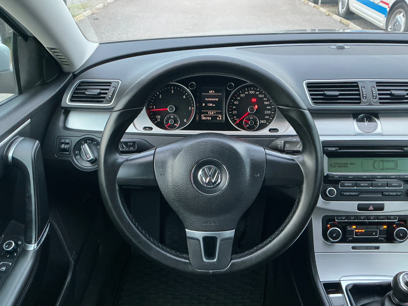 VW Passat 2.0 TDI , снимка 10 - Автомобили и джипове - 56729431