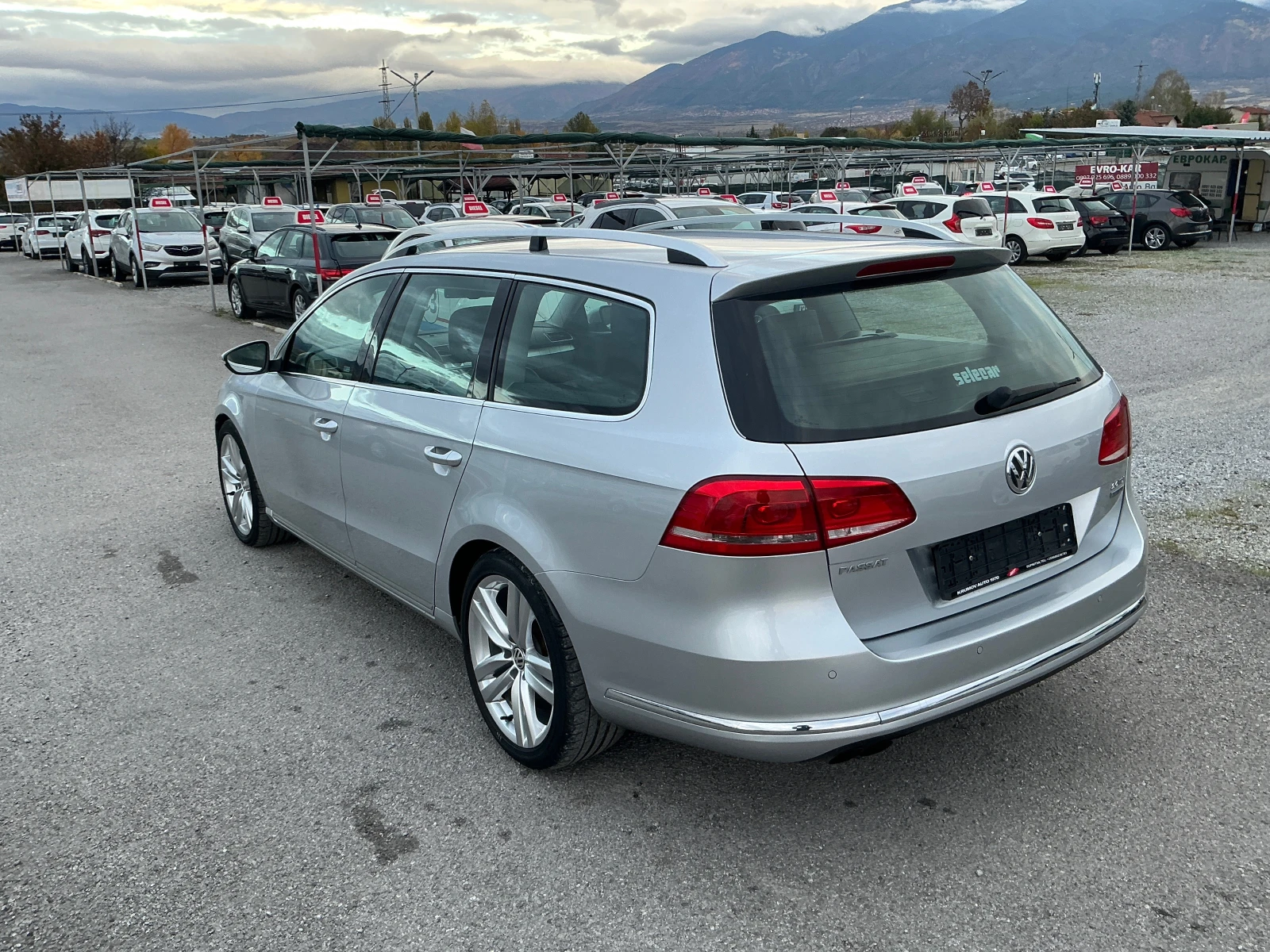 VW Passat 2.0 TDI , снимка 5 - Автомобили и джипове - 56729431