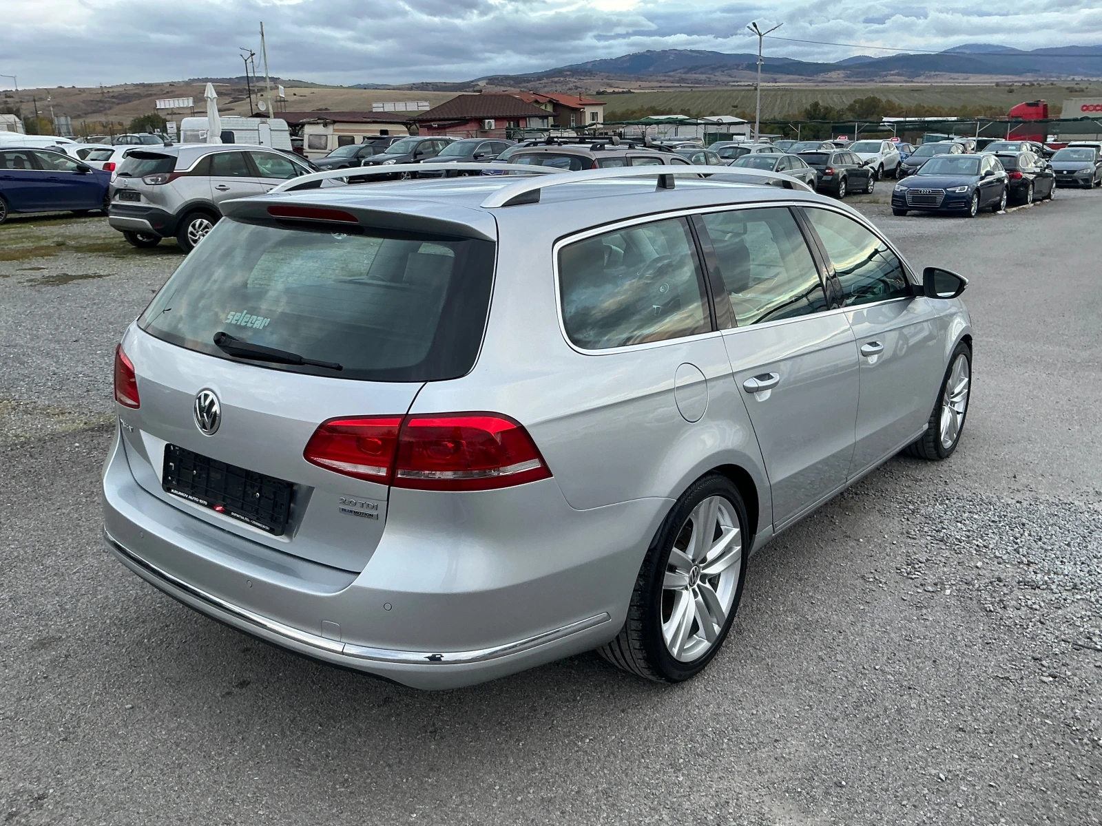 VW Passat 2.0 TDI , снимка 7 - Автомобили и джипове - 56729431