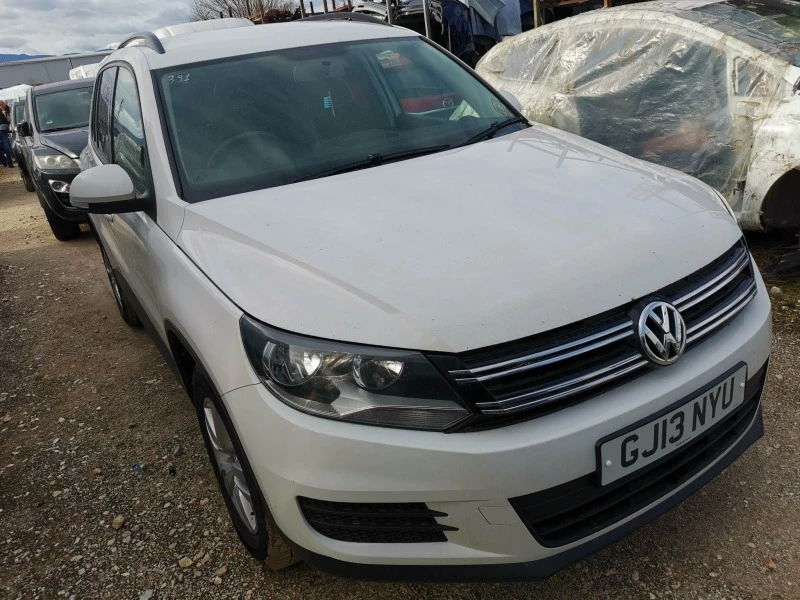 VW Tiguan 2.0tdi, снимка 3 - Автомобили и джипове - 40006544