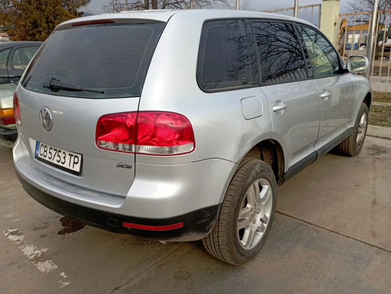 VW Touareg, снимка 4 - Автомобили и джипове - 49363411