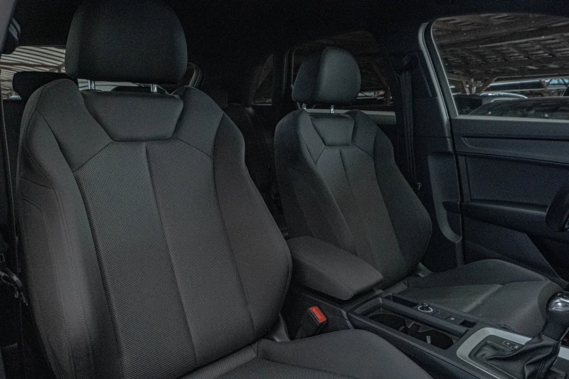Audi Q3 35TFSI/Virtual/SideAssist/LaneAssist, снимка 11 - Автомобили и джипове - 51173146